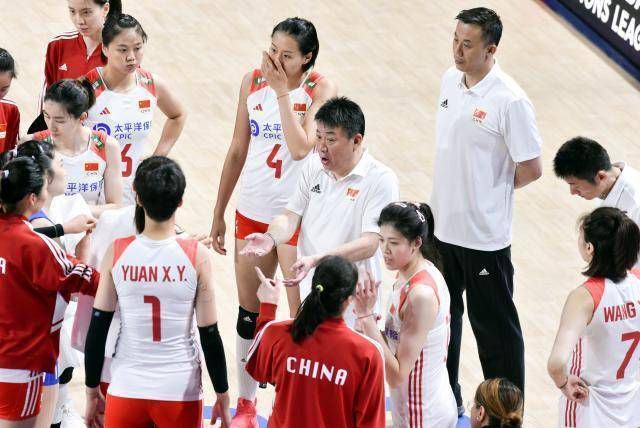美女国内精品自产拍在线播放
